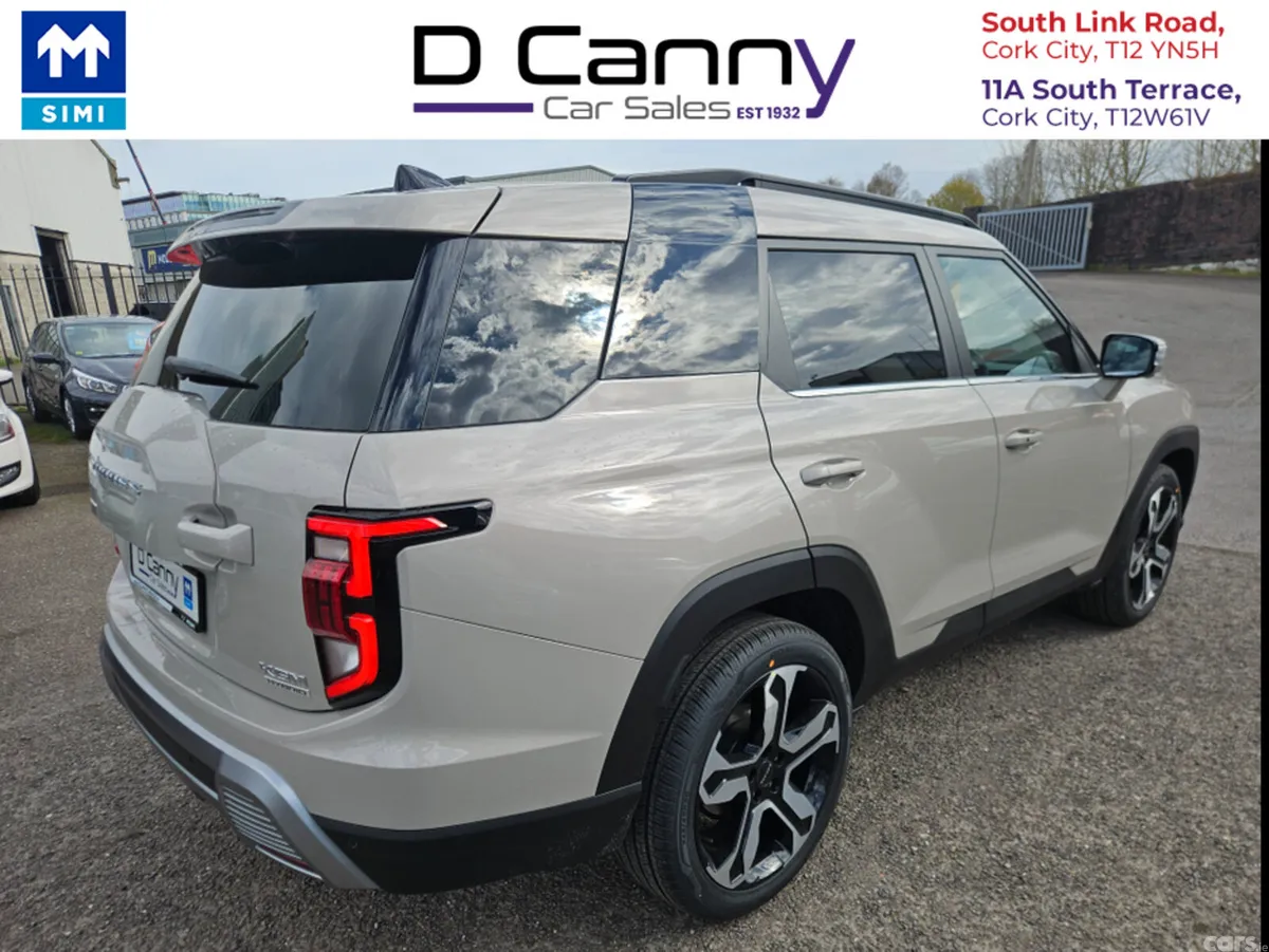 KGM Torres MPV, Petrol Hybrid, 2026, Beige