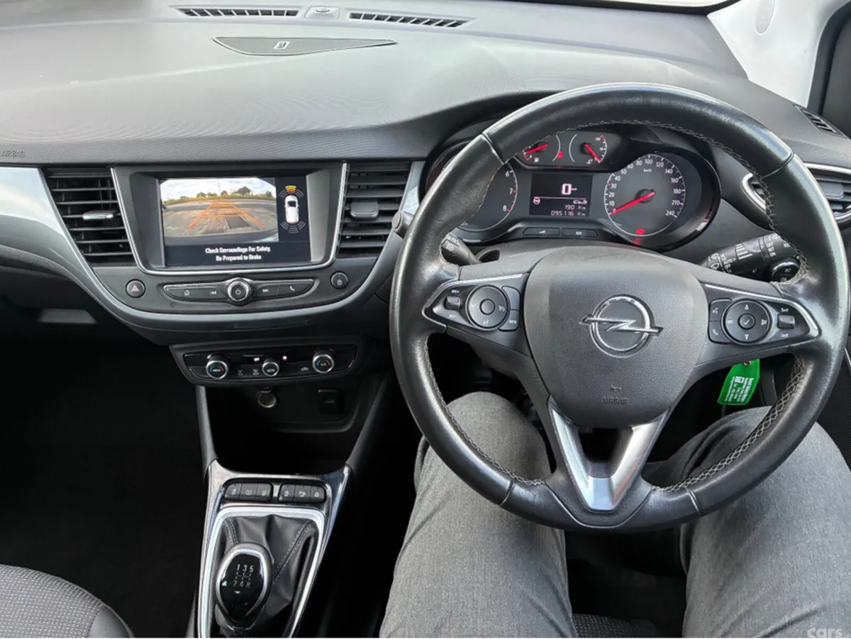 Opel Crossland X MPV, Petrol, 2022, Blue