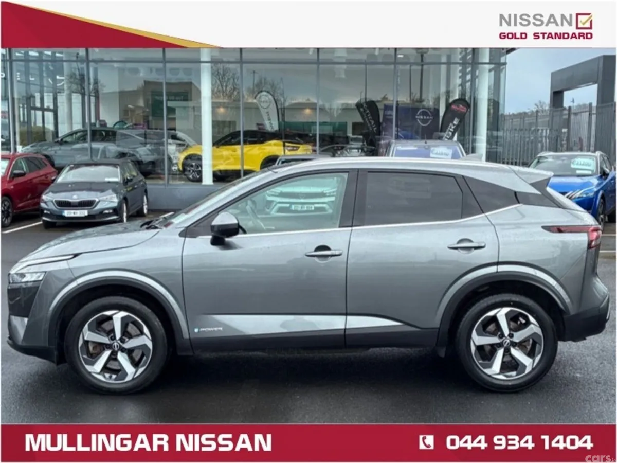Nissan Qashqai MPV, Petrol, 2024, Grey