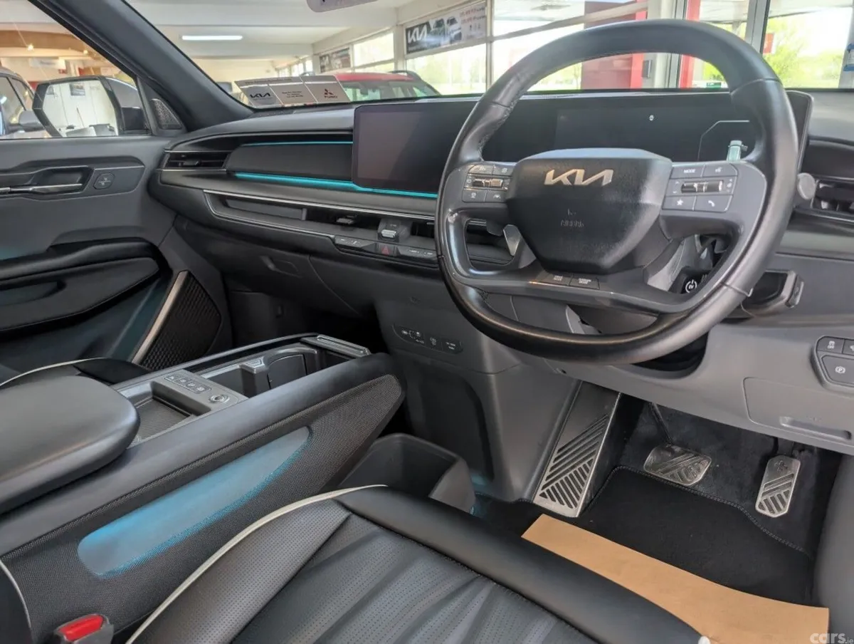 Kia EV9 MPV, Electric, 2024, Grey