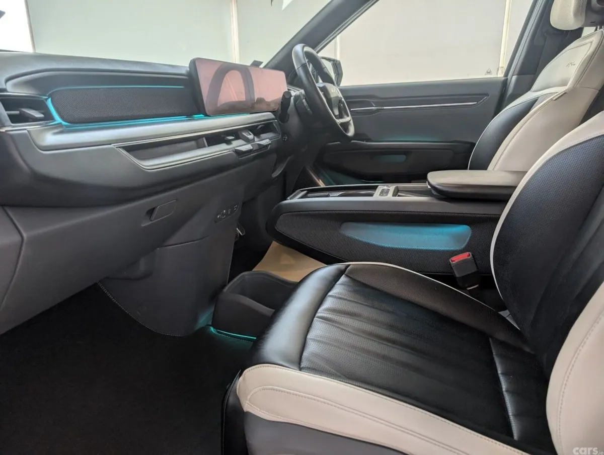 Kia EV9 MPV, Electric, 2024, Grey