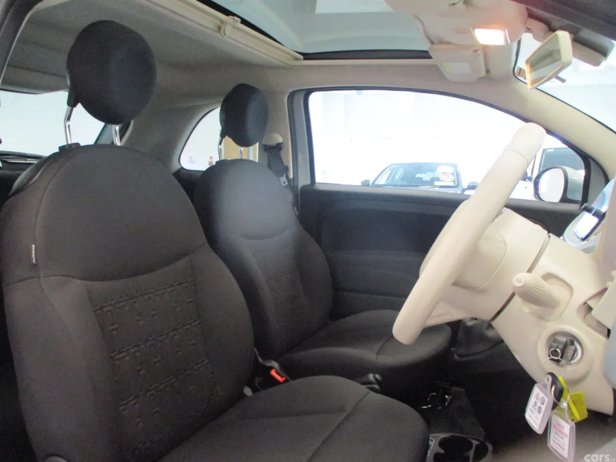Fiat 500 Hatchback, Petrol, 2023, Green