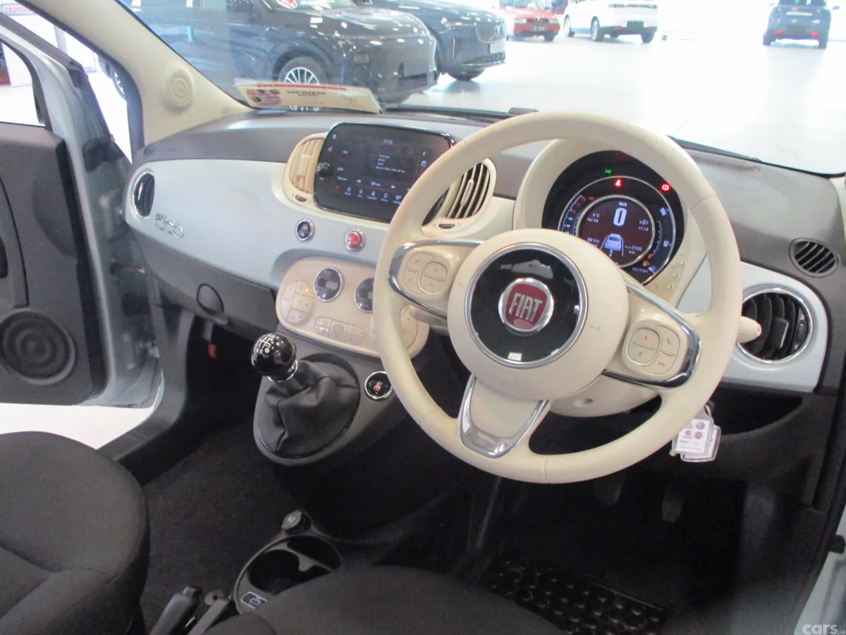 Fiat 500 Hatchback, Petrol, 2023, Green