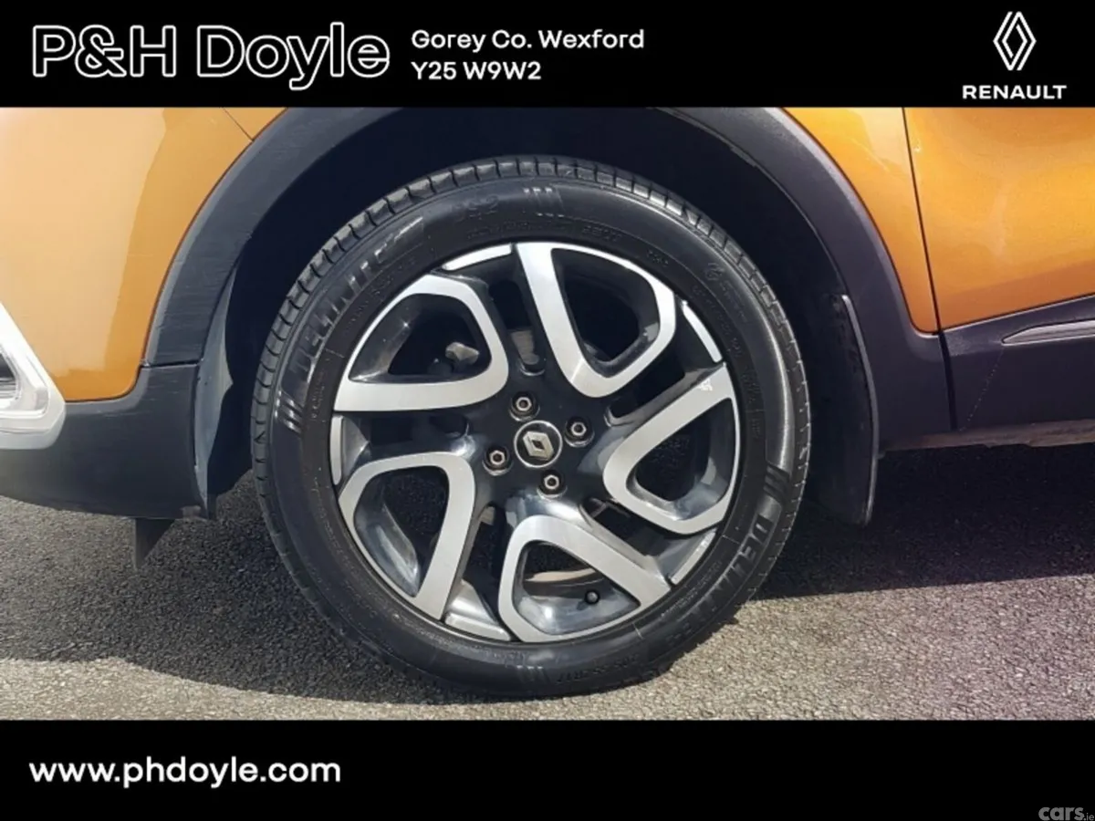 Renault Captur Hatchback, Petrol, 2019, Orange