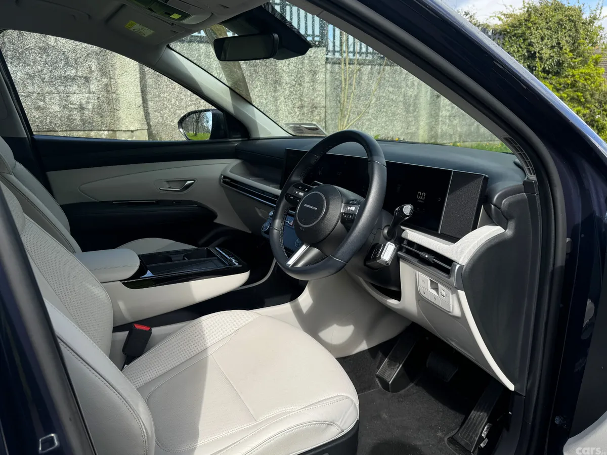 Hyundai Tucson SUV, Petrol Plug-in Hybrid, 2025, Blue