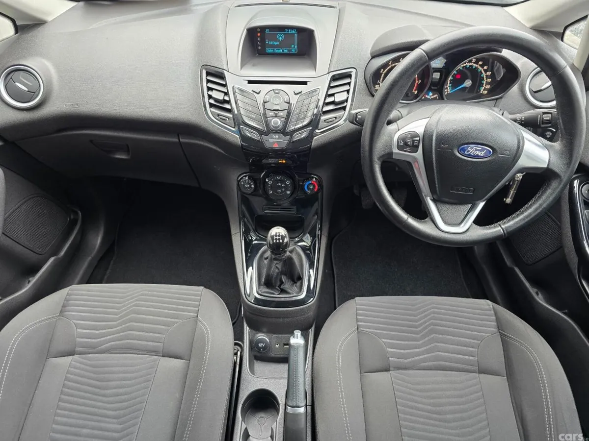 Ford Fiesta Hatchback, Petrol, 2015, White