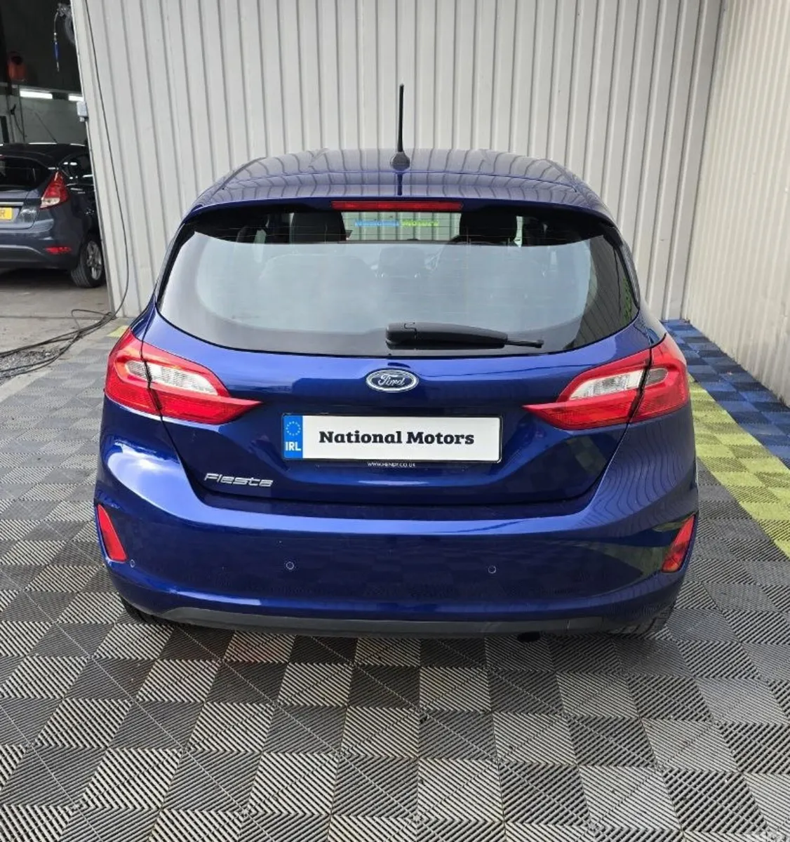 Ford Fiesta Hatchback, Petrol, 2017, Blue
