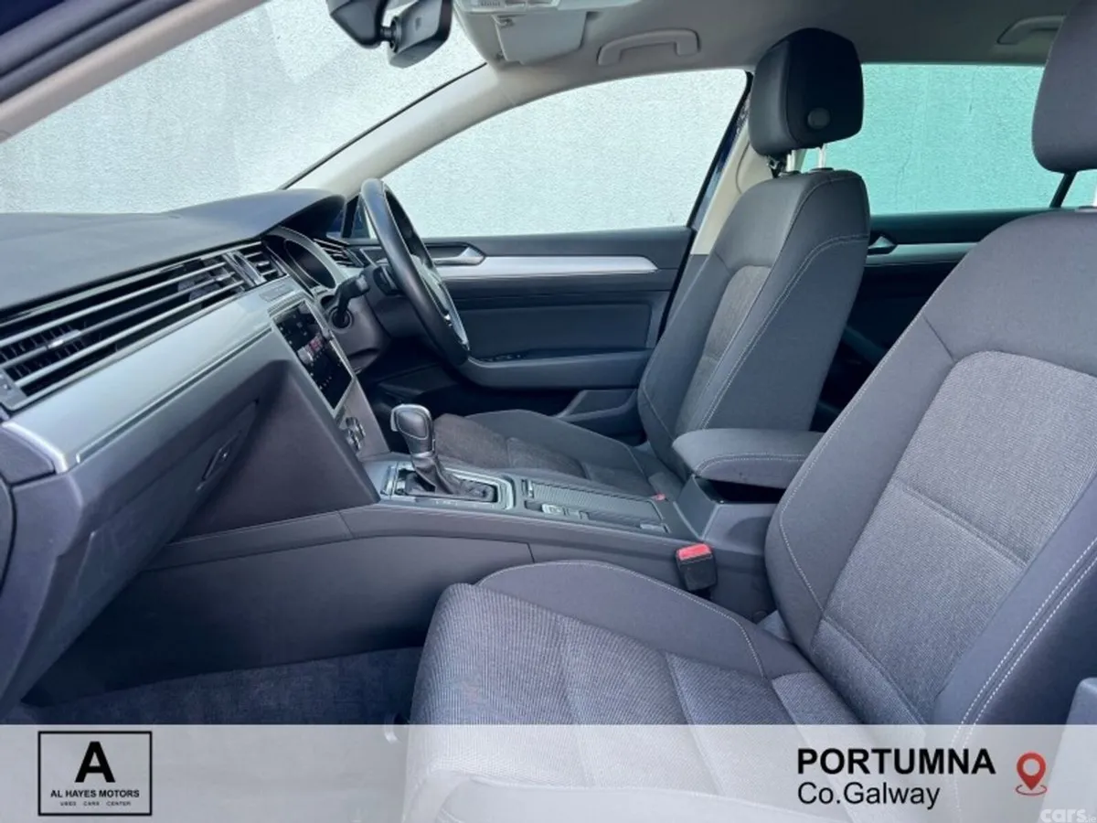 Volkswagen Passat Estate, Diesel, 2019, Blue