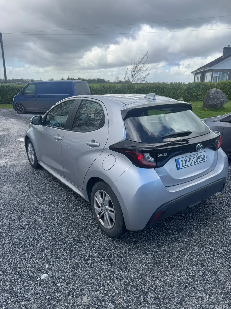 Toyota Yaris Hatchback, Petrol Hybrid, 2022, Grey