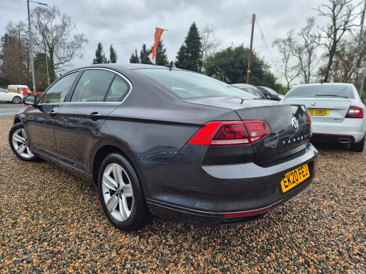 Volkswagen Passat Saloon, Diesel, 2020, Grey