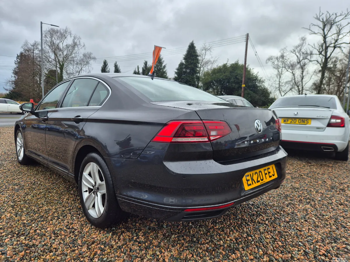 Volkswagen Passat Saloon, Diesel, 2020, Grey