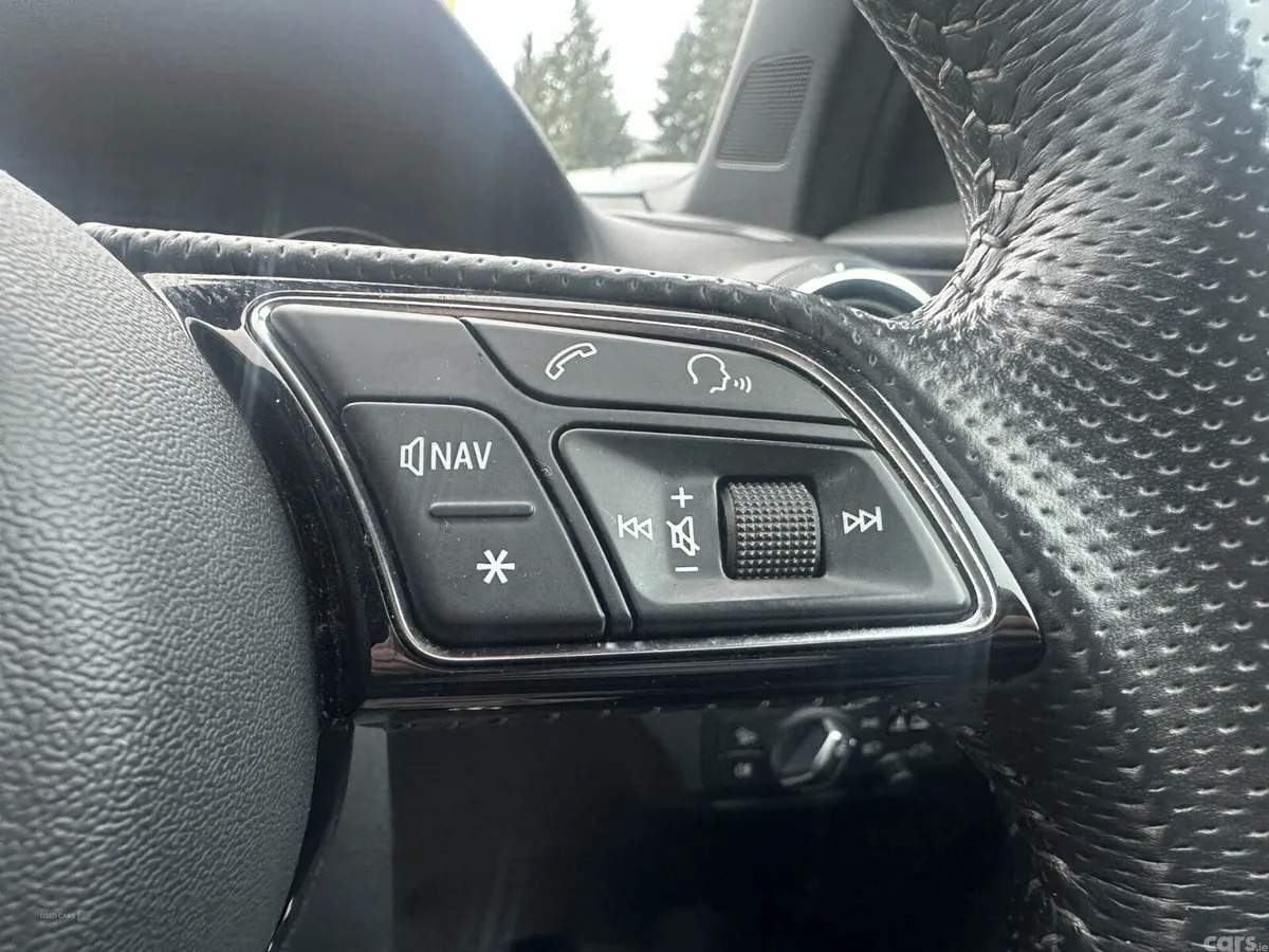 Audi Q2 SUV, Petrol, 2018, Blue