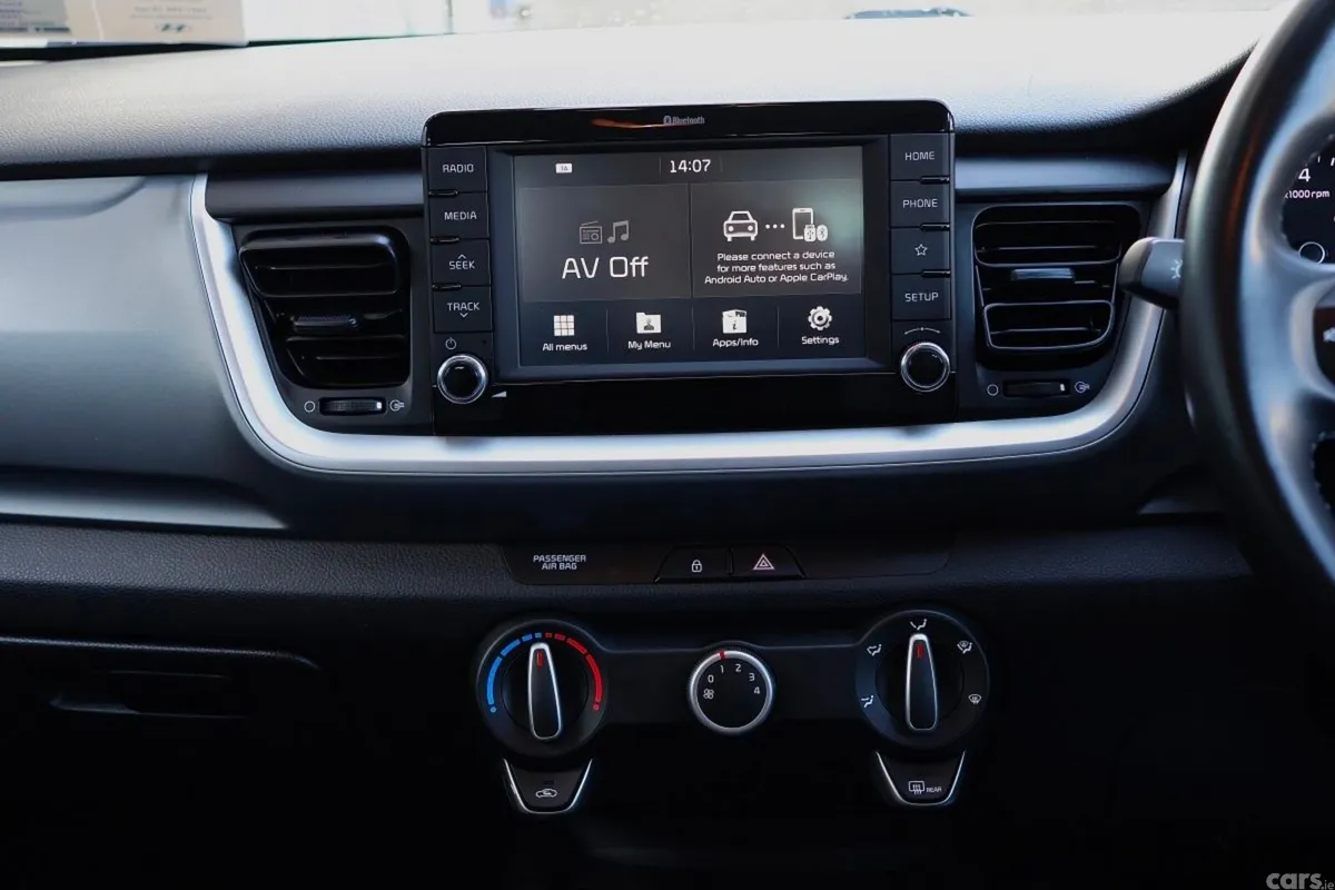 Kia Stonic Estate, Petrol, 2019, Red