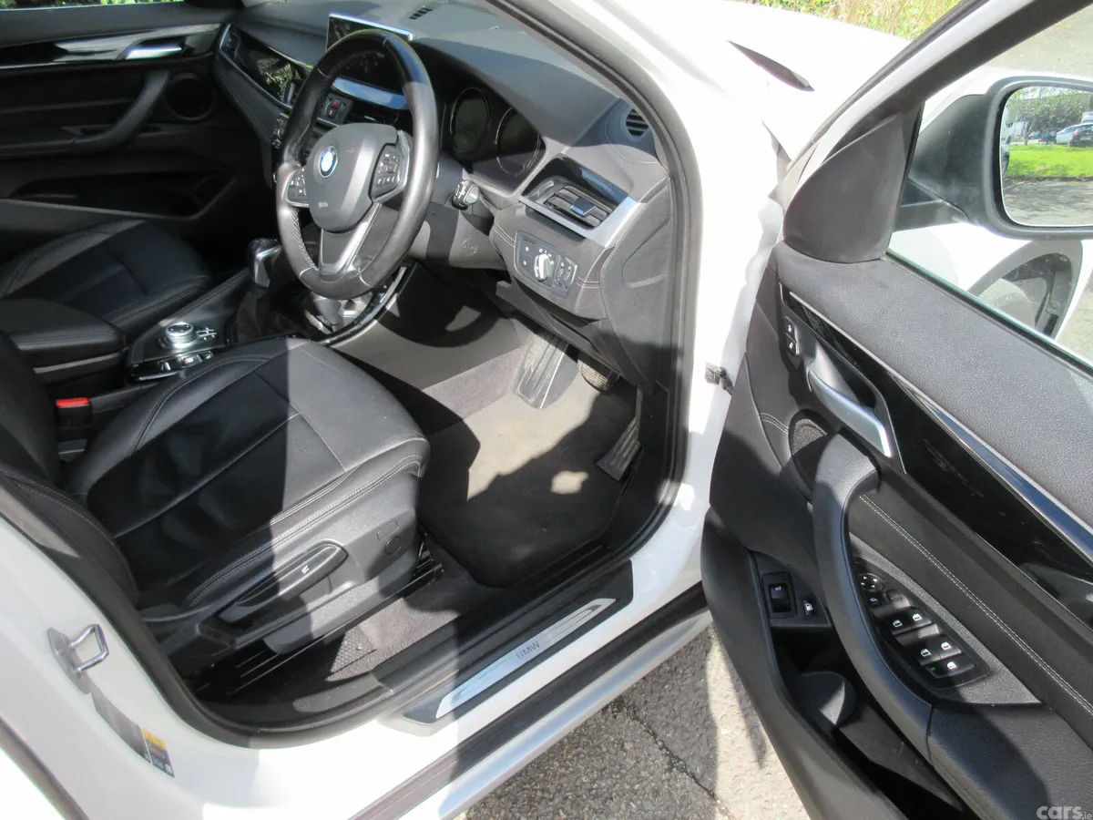 BMW X1 Estate, Petrol Plug-in Hybrid, 2021, White