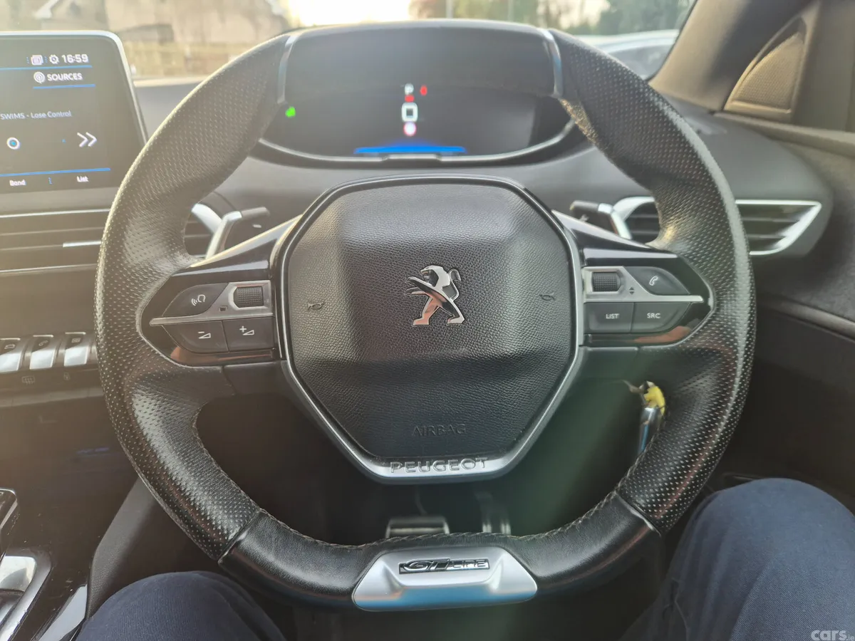 Peugeot 5008 SUV, Diesel, 2018, Grey