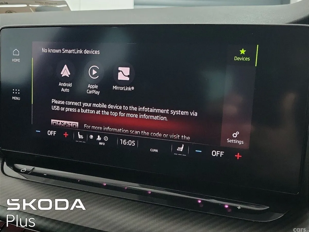 Skoda Octavia Saloon, Diesel, 2023, Red