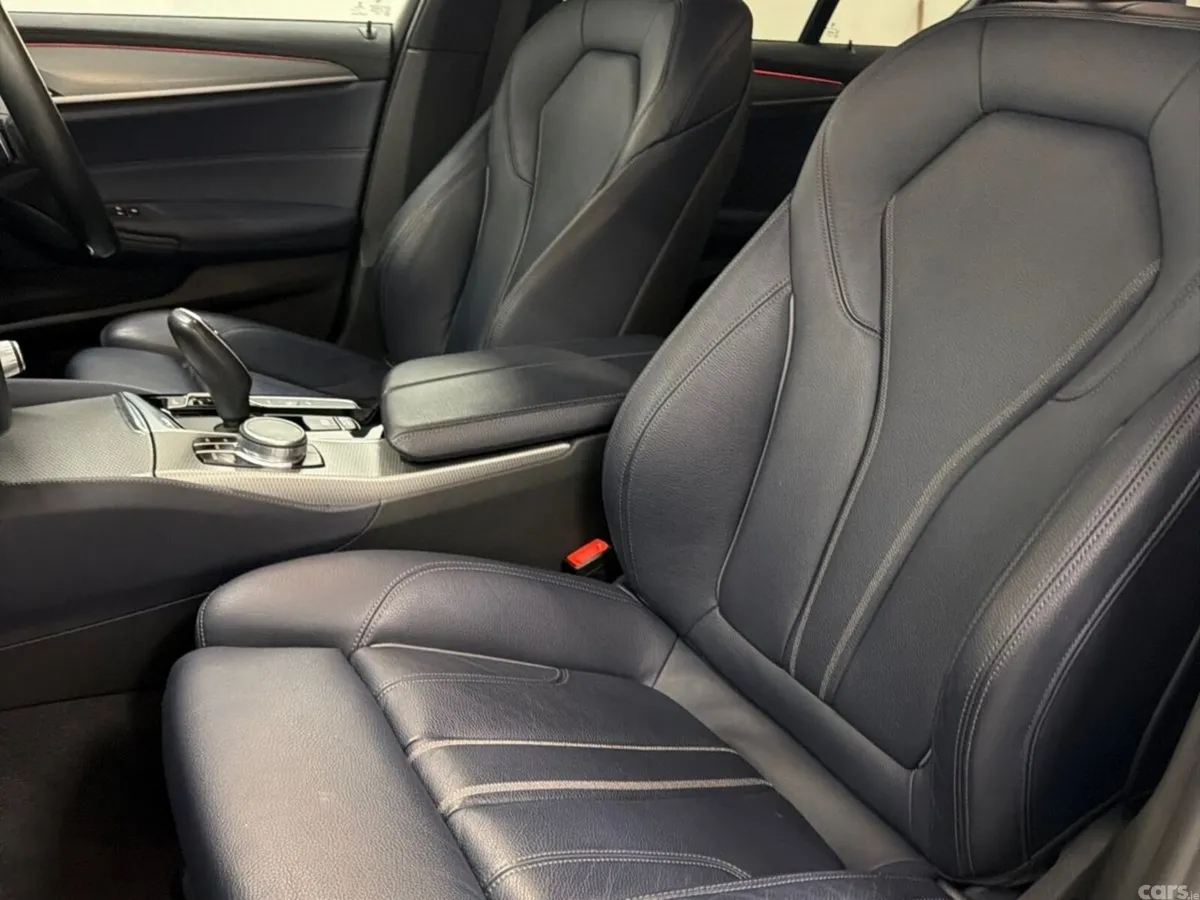 BMW 5-Series Saloon, Petrol Plug-in Hybrid, 2019, Grey