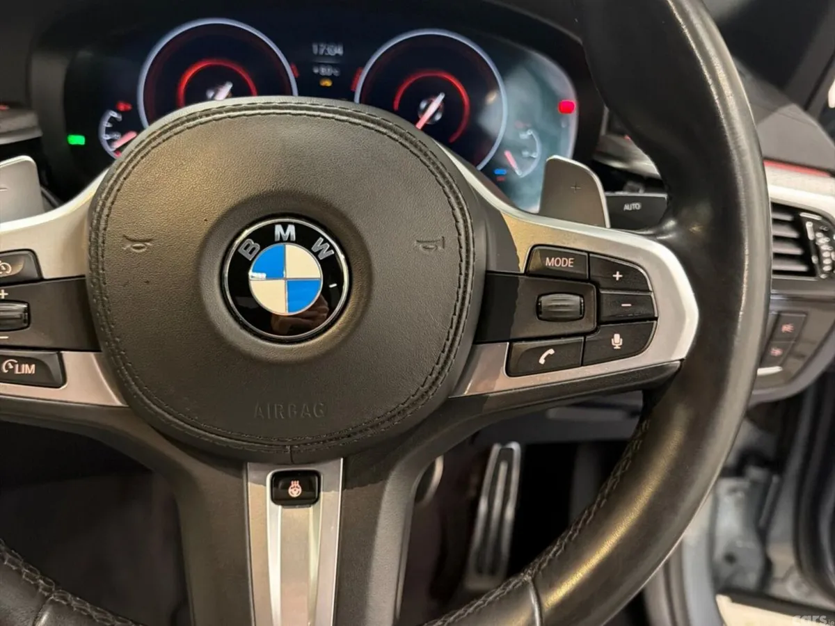 BMW 5-Series Saloon, Petrol Plug-in Hybrid, 2019, Grey
