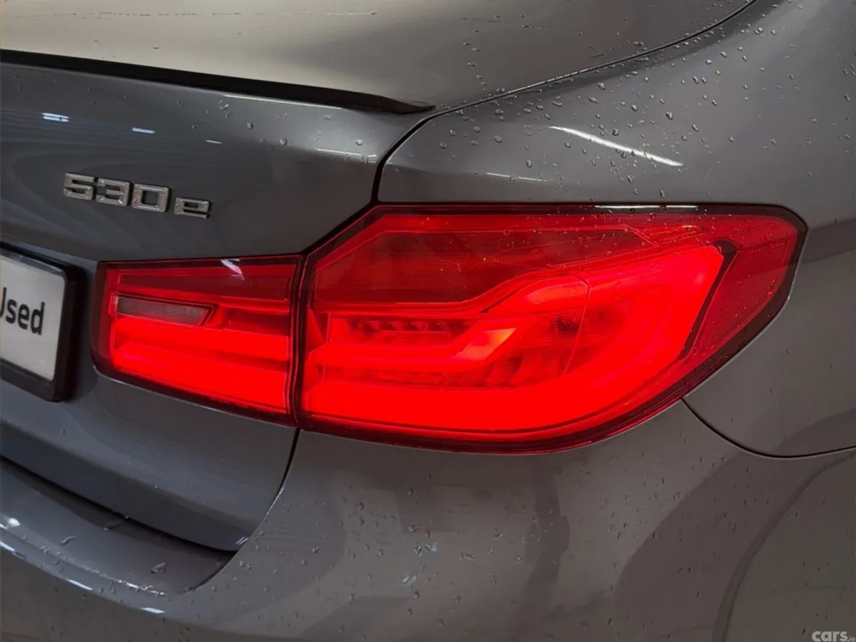 BMW 5-Series Saloon, Petrol Plug-in Hybrid, 2019, Grey