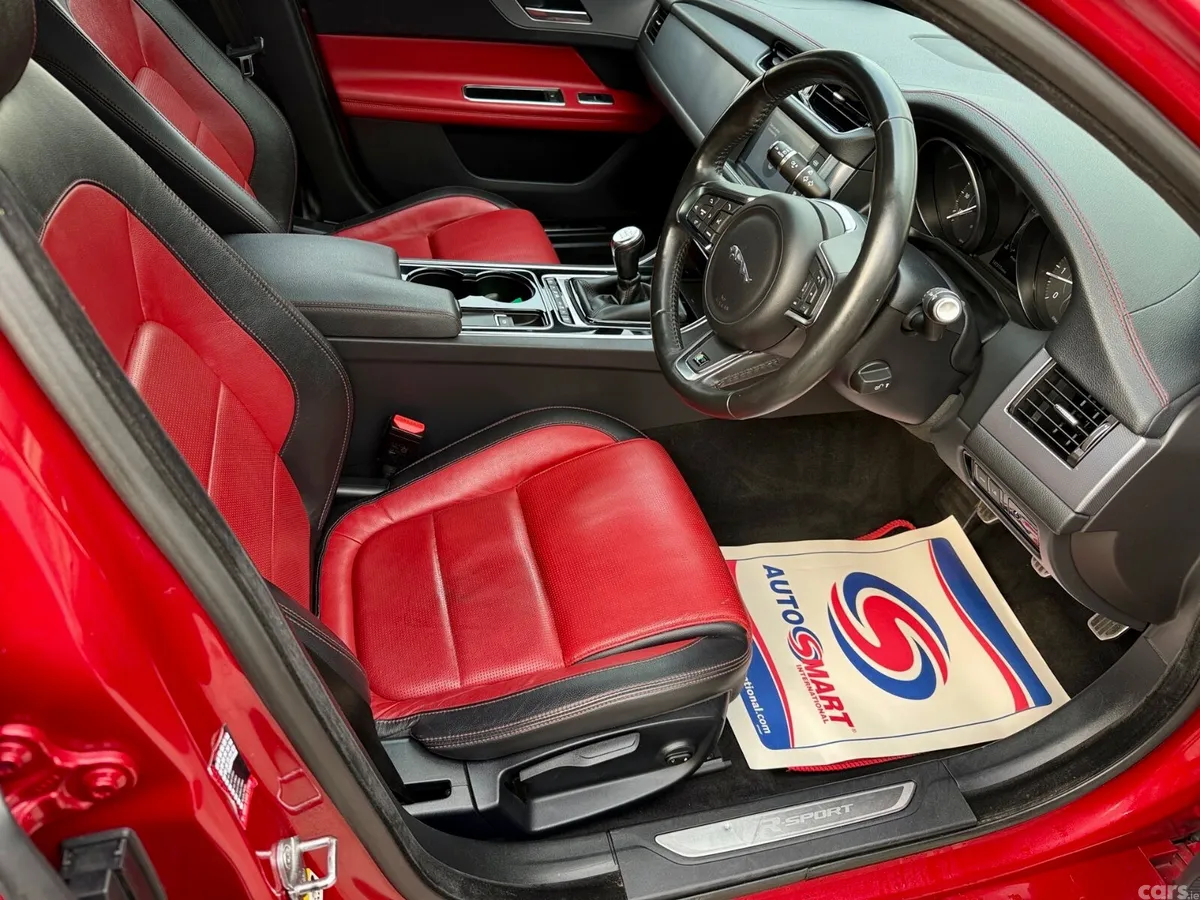 Jaguar XF Saloon, Diesel, 2018, Red