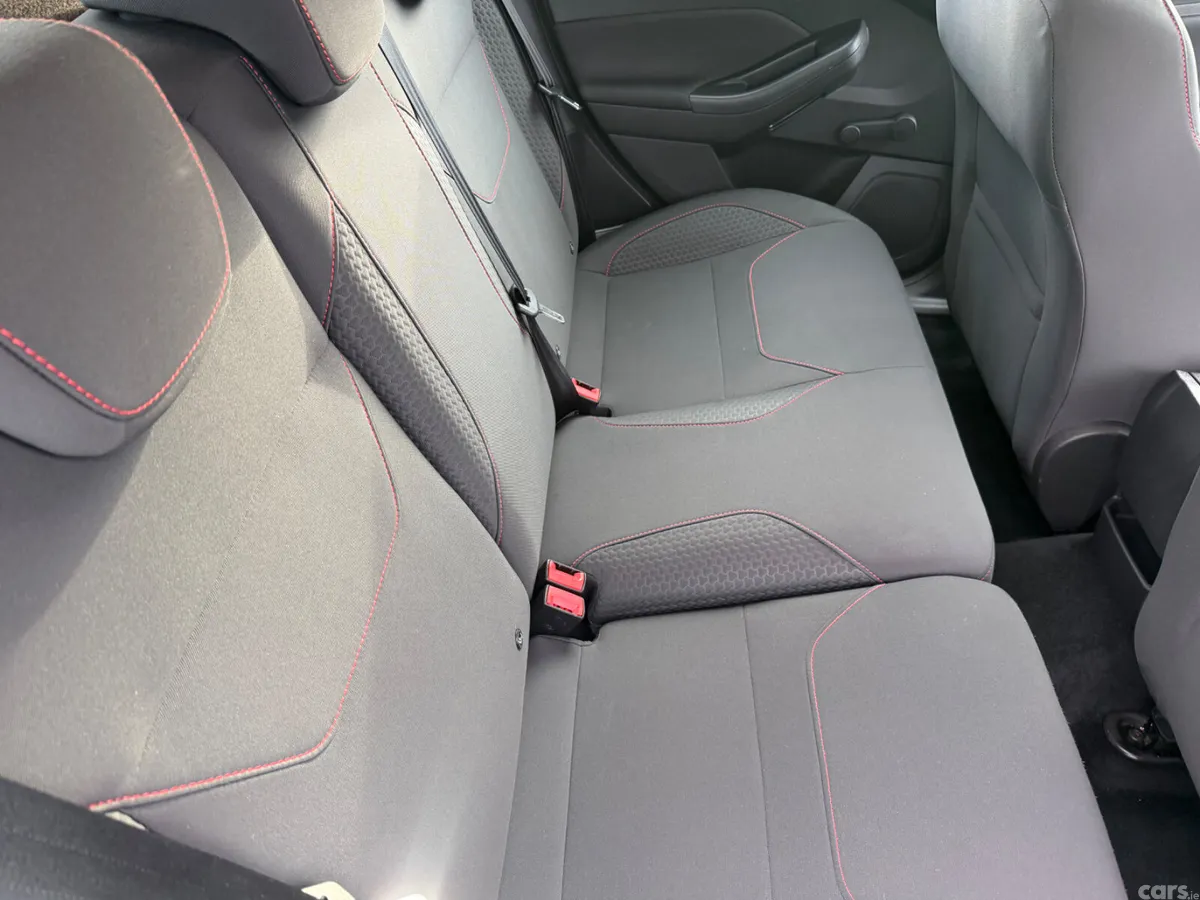 Ford Focus Hatchback, Diesel, 2018, Grey