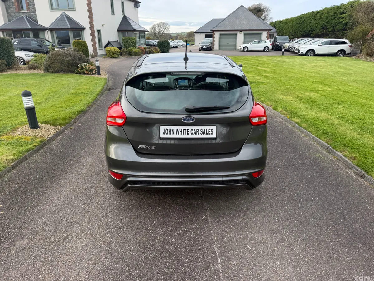 Ford Focus Hatchback, Diesel, 2018, Grey