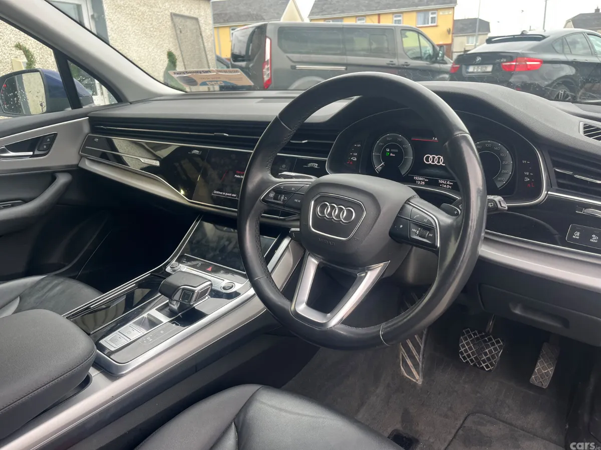 Audi Q7 SUV, Petrol Plug-in Hybrid, 2022, Blue