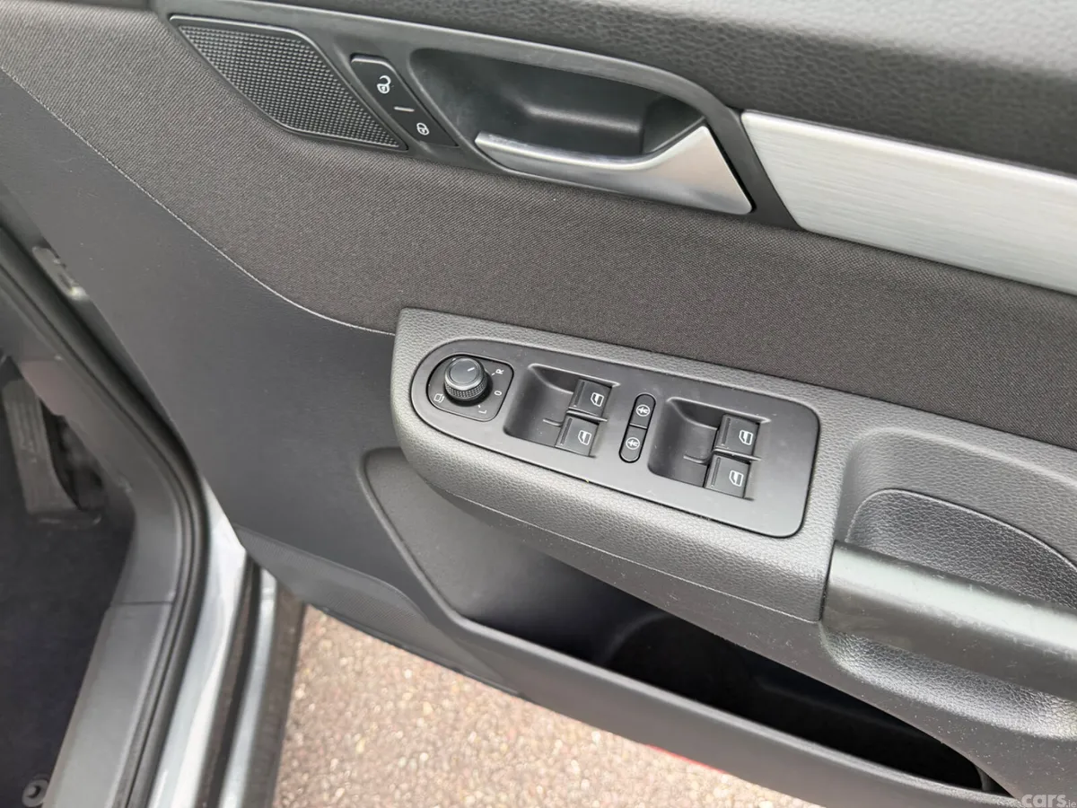 Volkswagen Sharan MPV, Diesel, 2017, Grey