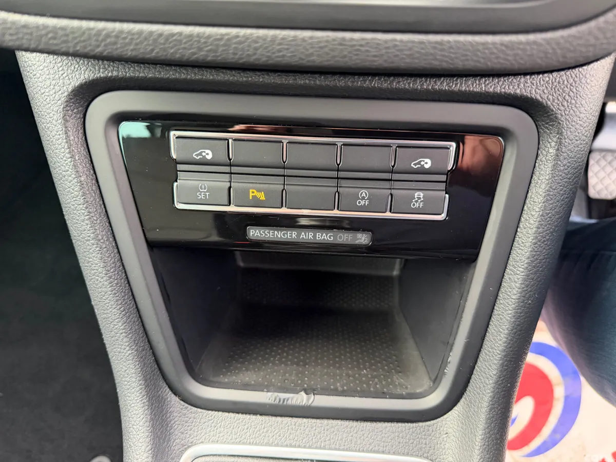 Volkswagen Sharan MPV, Diesel, 2017, Grey