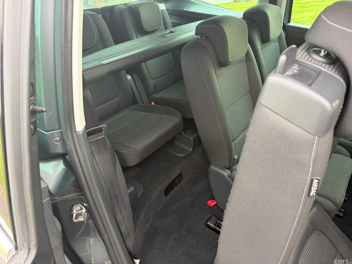 Volkswagen Sharan MPV, Diesel, 2017, Grey