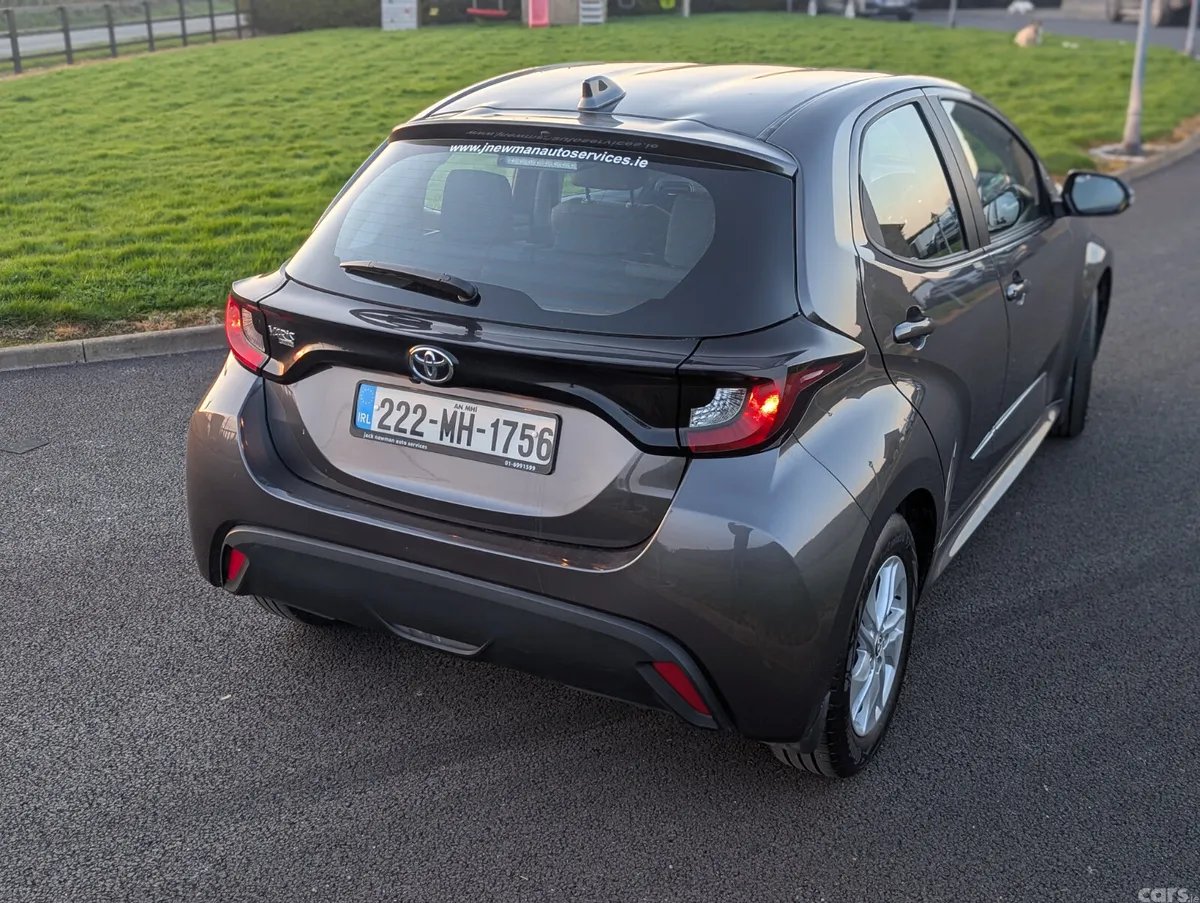 Toyota Yaris Hatchback, Petrol, 2022, Grey