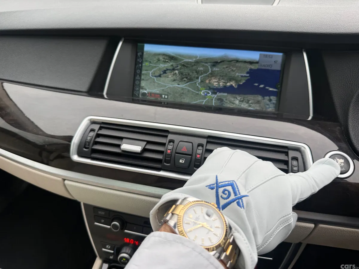 BMW 5-Series Saloon, Diesel, 2010, Blue