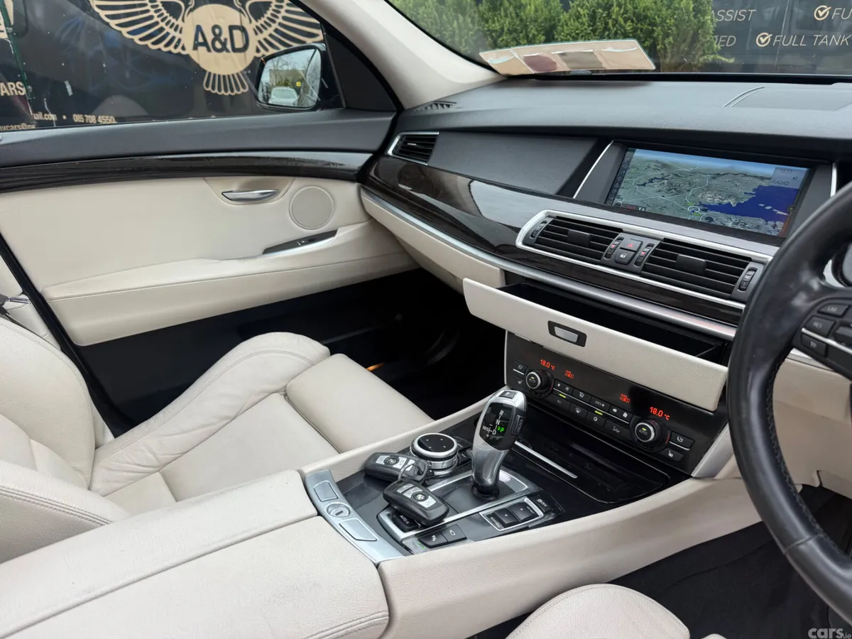 BMW 5-Series Saloon, Diesel, 2010, Blue