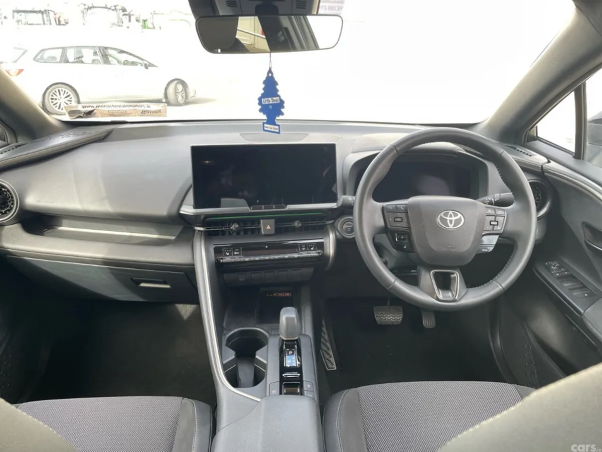 Toyota C-HR Hatchback, Petrol Hybrid, 2024, White