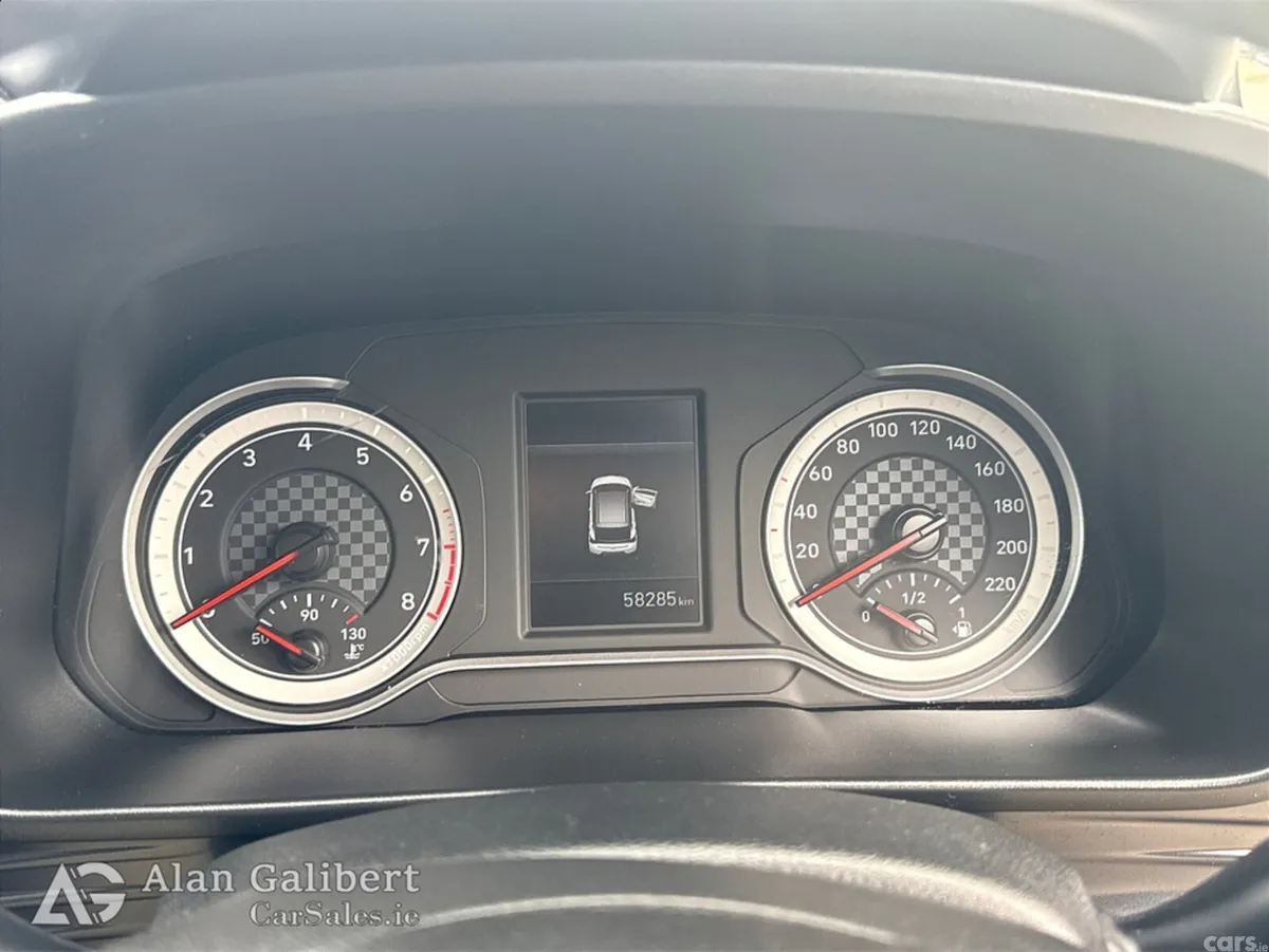 Hyundai i20 Hatchback, Petrol, 2023, Black