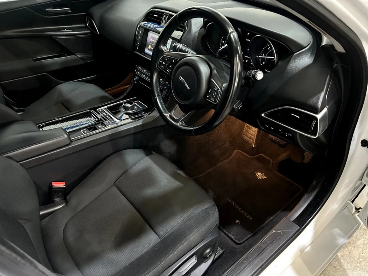 Jaguar XE Saloon, Diesel, 2018, White