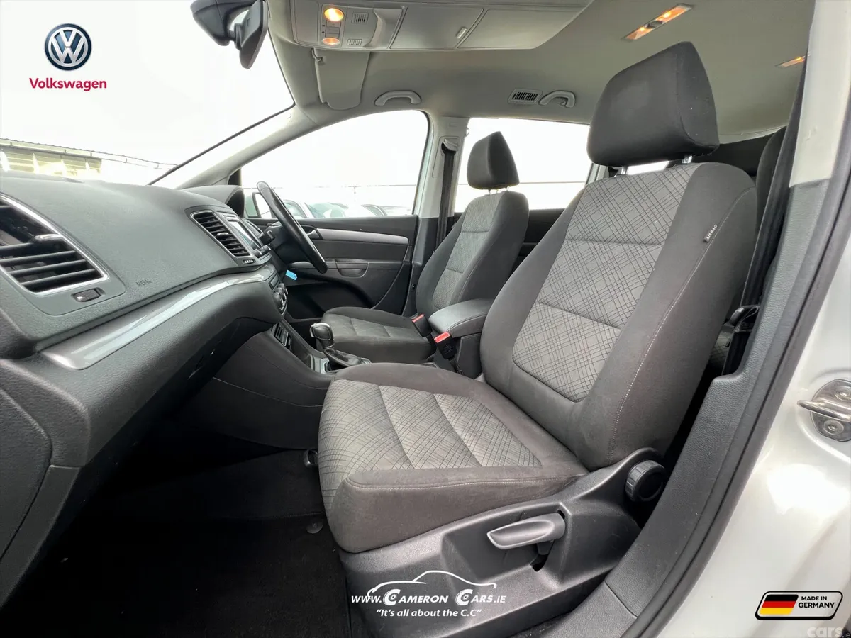 Volkswagen Sharan MPV, Diesel, 2016, White