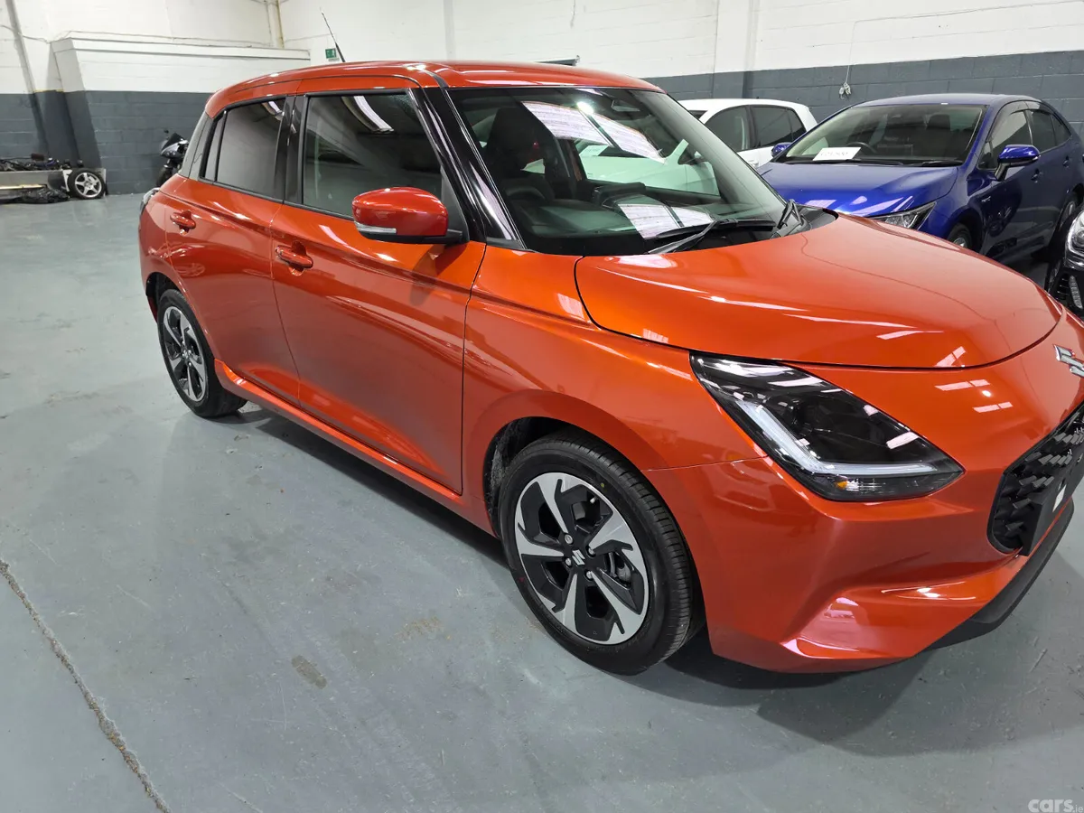Suzuki Swift Hatchback, Petrol, 2026, Orange