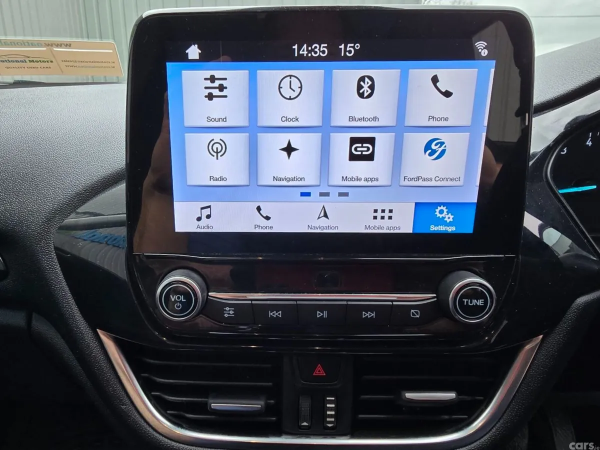 Ford Fiesta Hatchback, Petrol, 2018, Grey