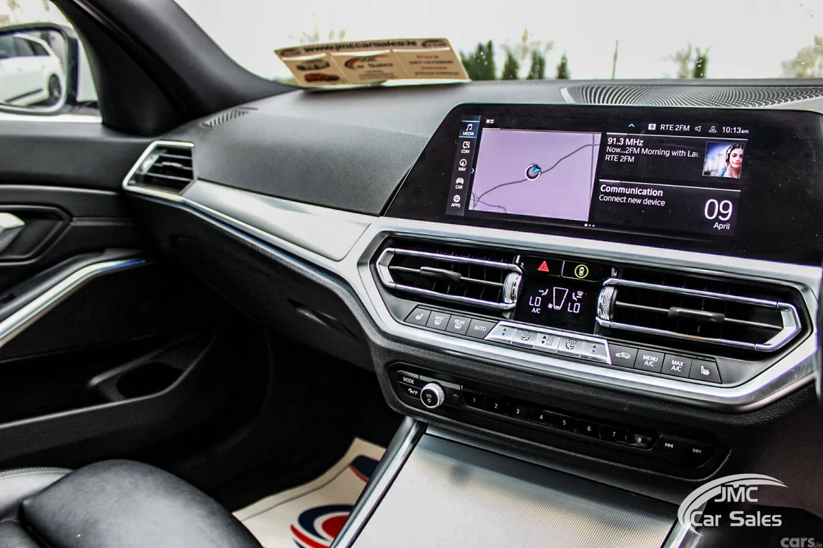 BMW 3-Series Saloon, Petrol Plug-in Hybrid, 2020, White