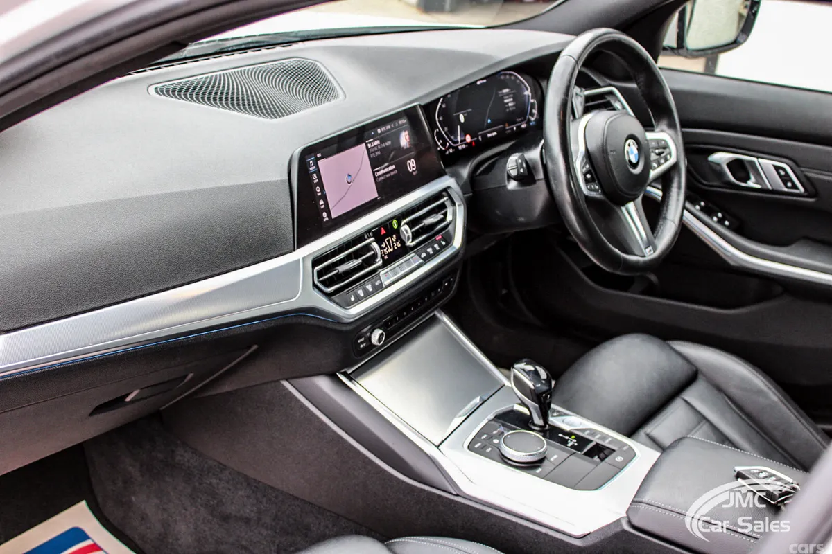 BMW 3-Series Saloon, Petrol Plug-in Hybrid, 2020, White