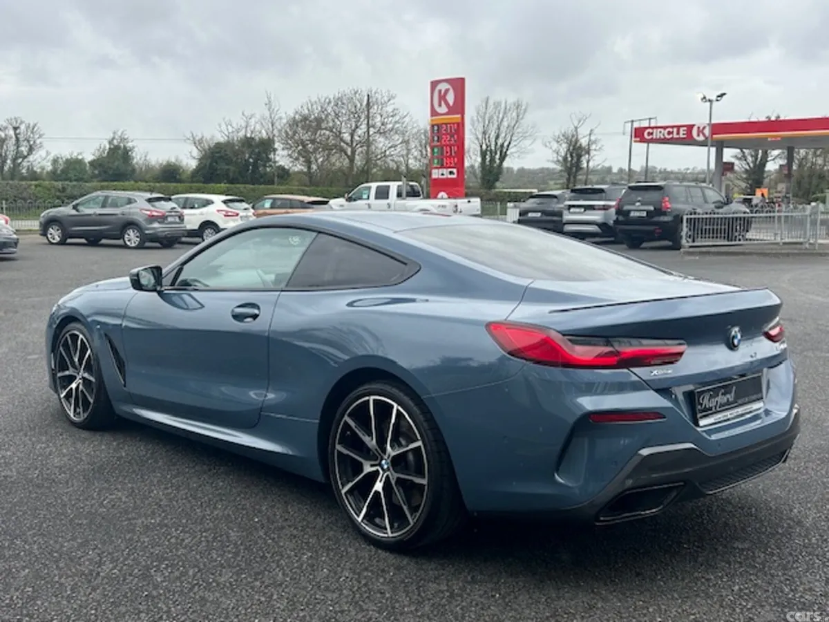 BMW 8-Series Coupe, Diesel, 2019, Blue