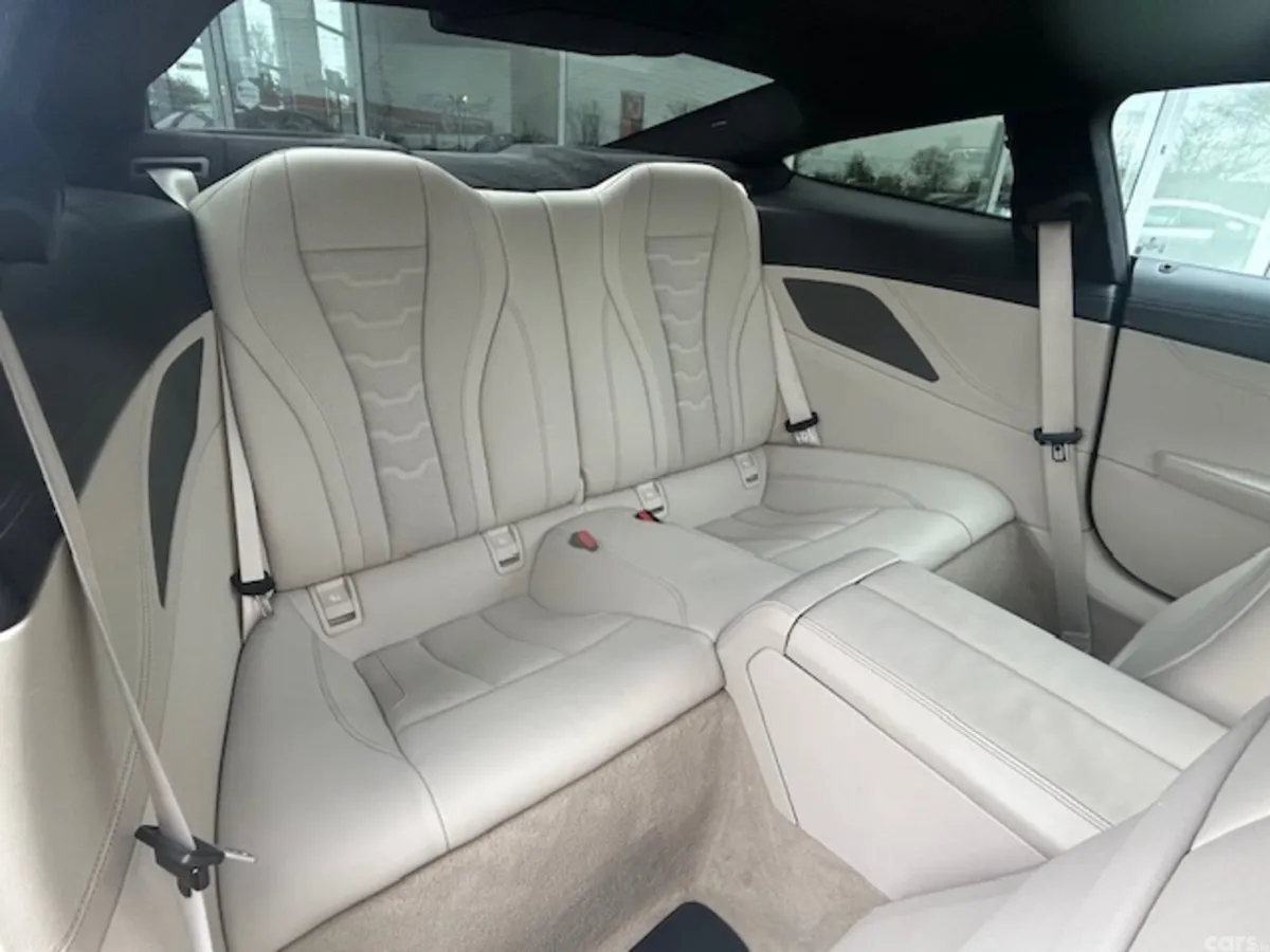 BMW 8-Series Coupe, Diesel, 2019, Blue