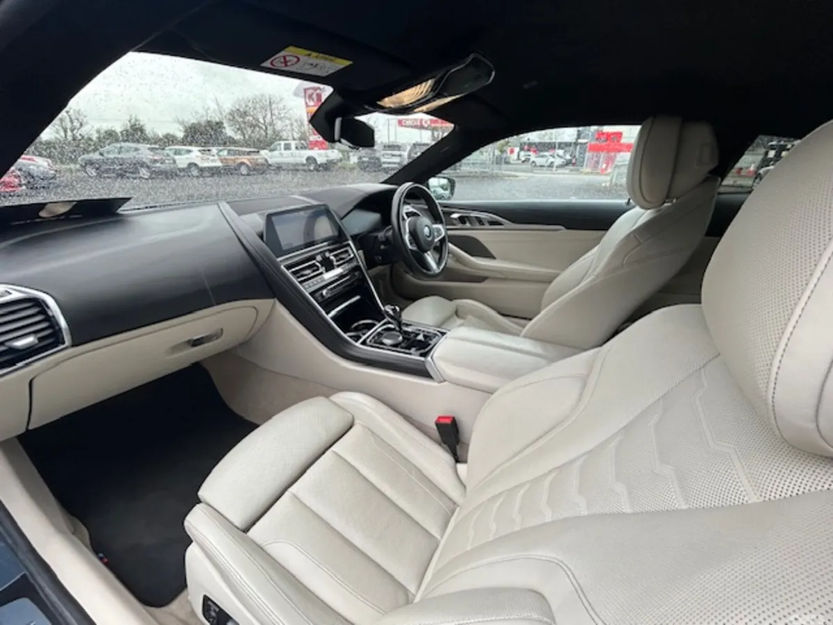 BMW 8-Series Coupe, Diesel, 2019, Blue