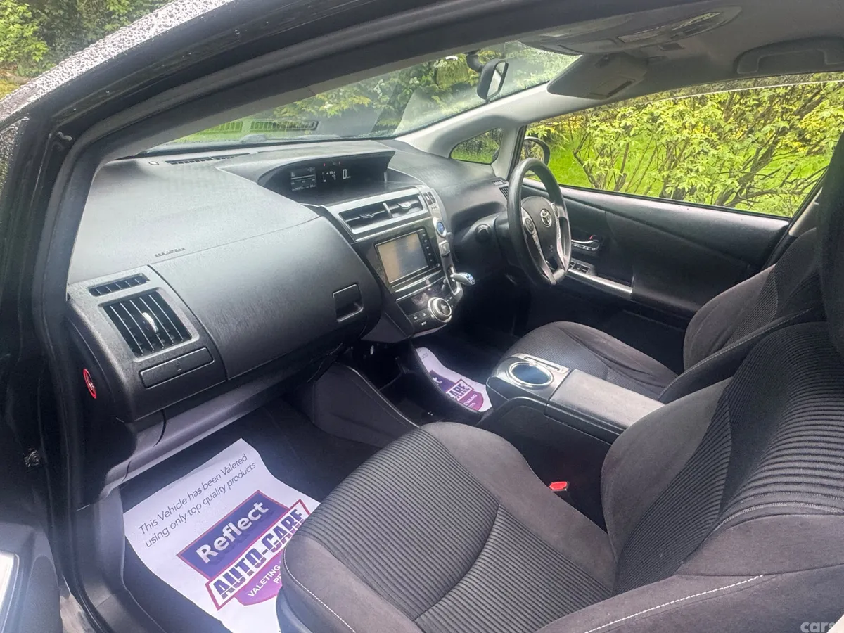 Toyota Prius MPV, Petrol Hybrid, 2015, Black