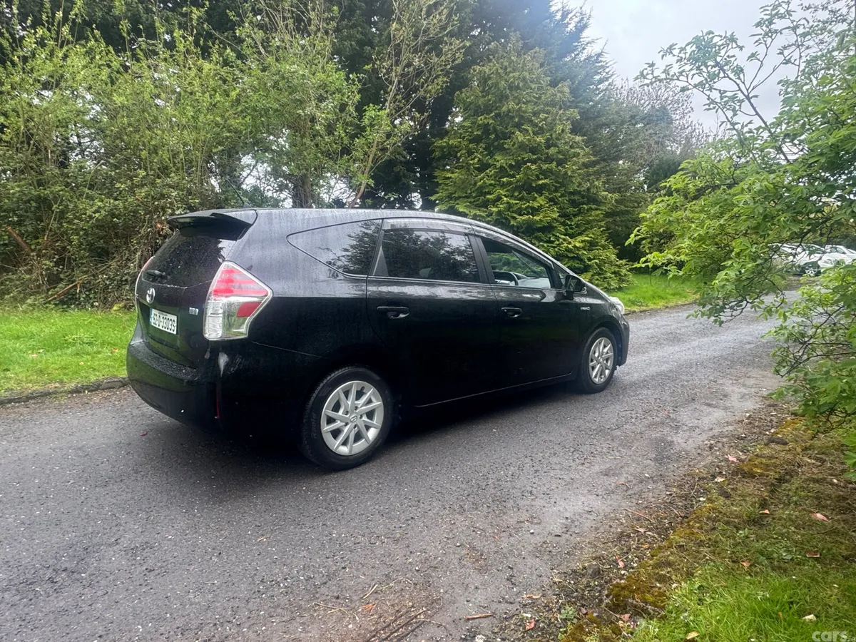 Toyota Prius MPV, Petrol Hybrid, 2015, Black