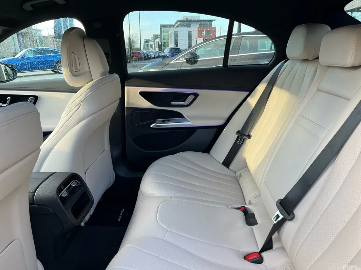 Mercedes-Benz E-Class Saloon, Diesel Plug-in Hybrid, 2026, Black