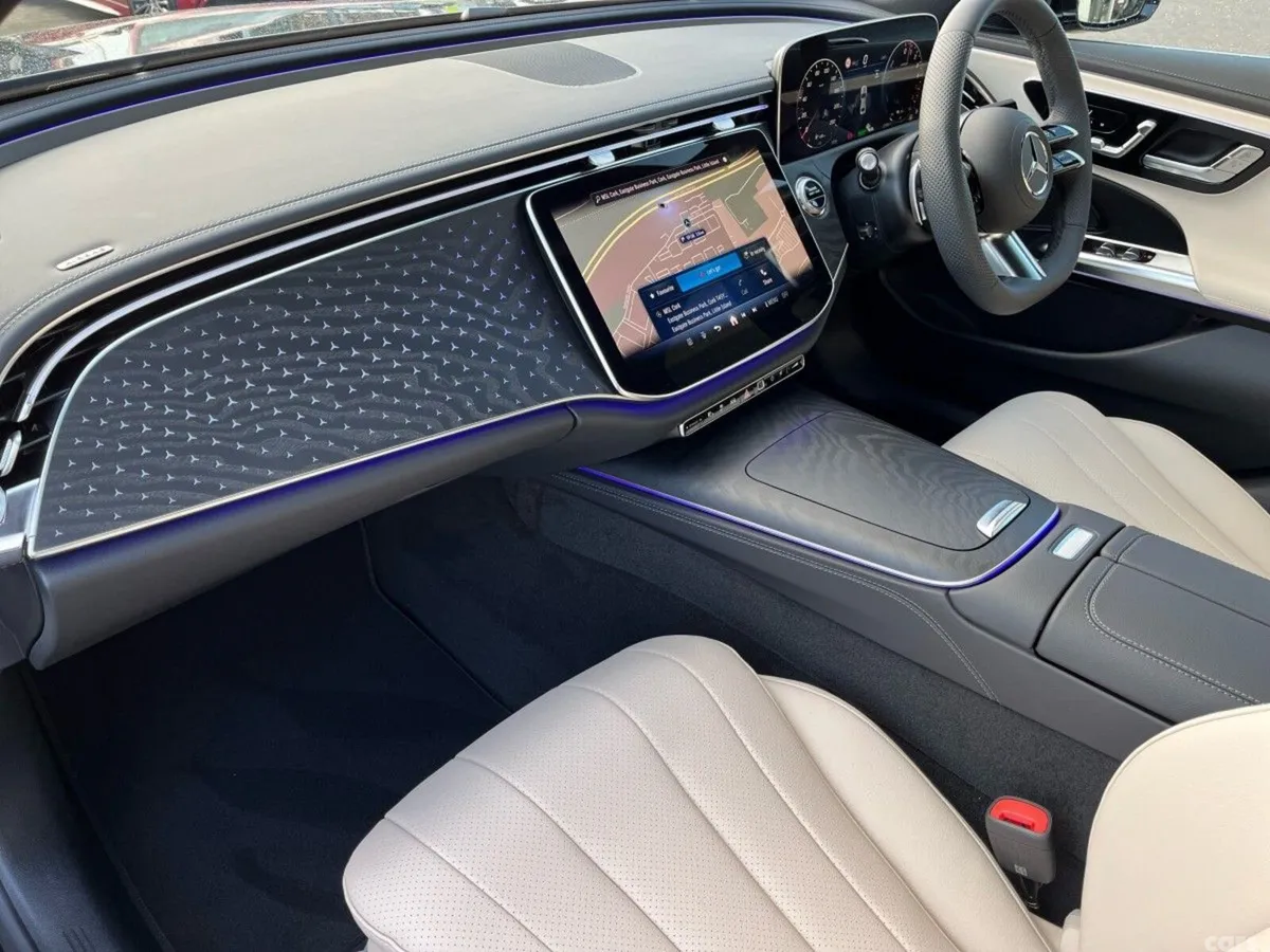 Mercedes-Benz E-Class Saloon, Diesel Plug-in Hybrid, 2026, Black