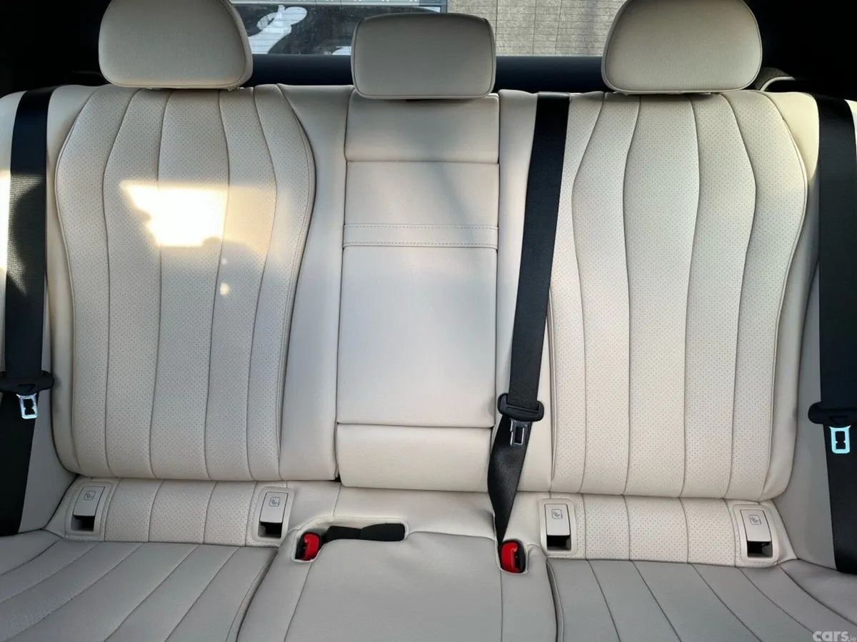 Mercedes-Benz E-Class Saloon, Diesel Plug-in Hybrid, 2026, Black