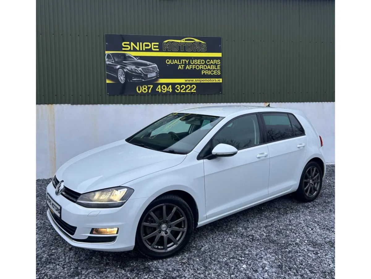 Volkswagen Golf Hatchback, Petrol, 2017, White
